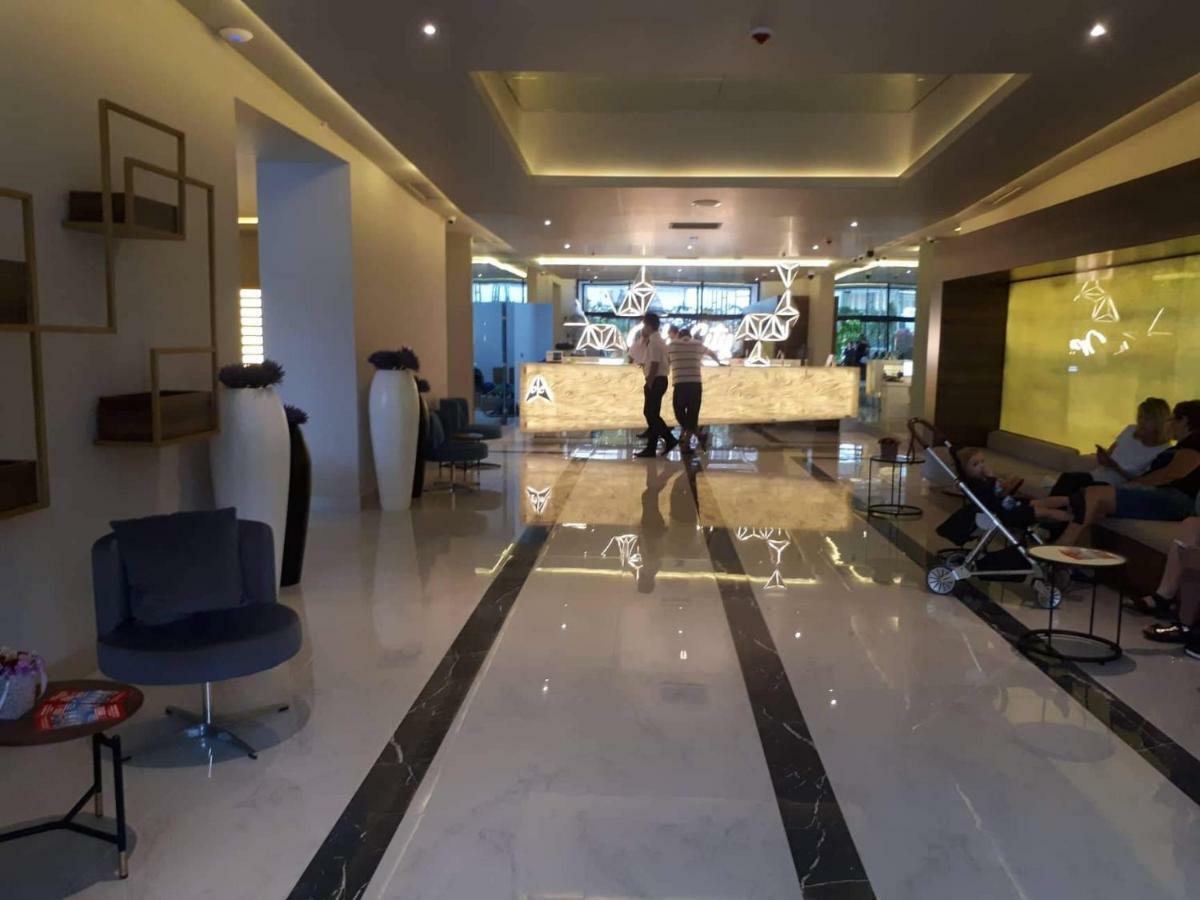 Hotel Orbi City Batumi Exterior foto